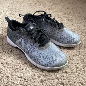 Reebok CrossFit GRACE TR Running Shoe - EUC - 5.5